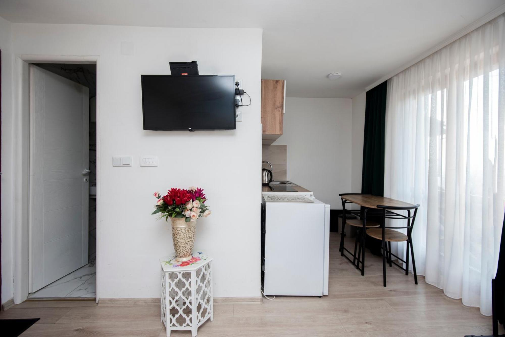 Lubina Apartments SJJ Buitenkant foto